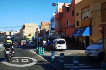 Los Reyes Magos reparten ilusión por los barrios de Telde/TA.